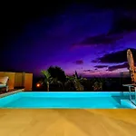 Villa Ladeira Dos Zimbreiros - 3 Bedroom, Jacuzzi, Gym, Ac, Pool With Optional Heated Water