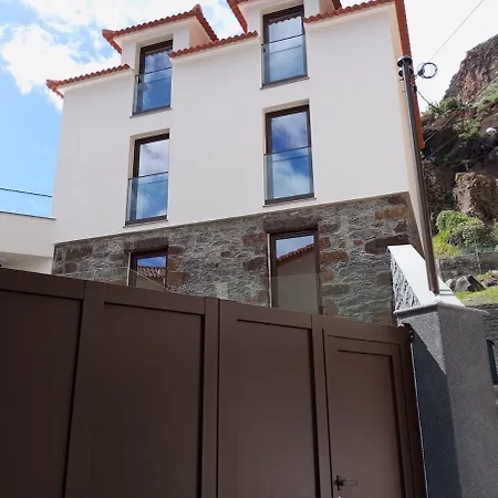 Ladeira Dos Zimbreiros - 3 Bedroom, Jacuzzi, Gym, Ac, Pool With Optional Heated Water * Paul do Mar (Madeira)