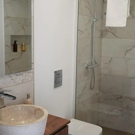 Ladeira Dos Zimbreiros - 3 Bedroom, Jacuzzi, Gym, Ac, Pool With Optional Heated Water Willa