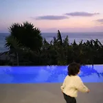 Villa Ladeira Dos Zimbreiros - 3 Bedroom, Jacuzzi, Gym, Ac, Pool With Optional Heated Water *