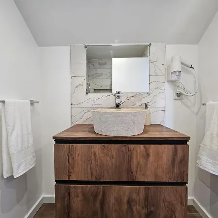 Ladeira Dos Zimbreiros - 3 Bedroom, Jacuzzi, Gym, Ac, Pool With Optional Heated Water Вилла