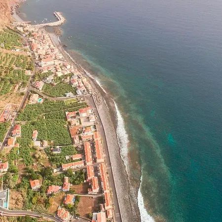 Ladeira Dos Zimbreiros - 3 Bedroom, Jacuzzi, Gym, Ac, Pool With Optional Heated Water Villa Paul do Mar (Madeira)