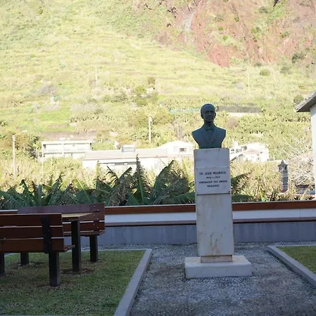 Ladeira Dos Zimbreiros - 3 Bedroom, Jacuzzi, Gym, Ac, Pool With Optional Heated Water * Paul do Mar (Madeira)