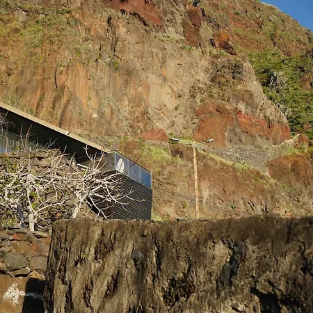 Ladeira Dos Zimbreiros - 3 Bedroom, Jacuzzi, Gym, Ac, Pool With Optional Heated Water Villa Paul do Mar (Madeira)