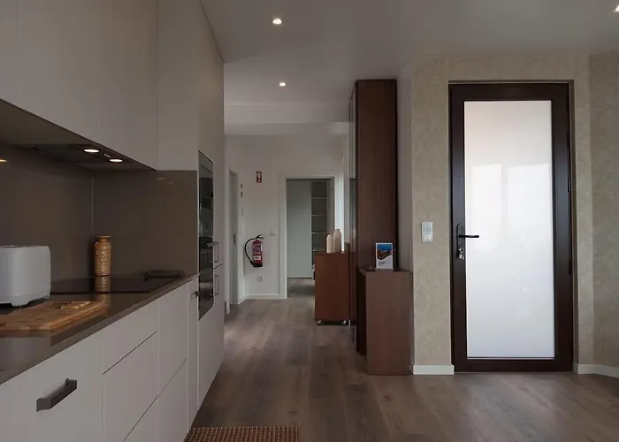 Ladeira Dos Zimbreiros - 3 Bedroom, Jacuzzi, Gym, Ac, Pool With Optional Heated Water *