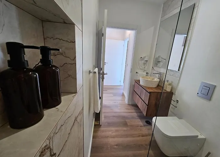 Ladeira Dos Zimbreiros - 3 Bedroom, Jacuzzi, Gym, Ac, Pool With Optional Heated Water * 폴 두 마르