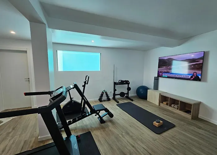 וילה Ladeira Dos Zimbreiros - 3 Bedroom, Jacuzzi, Gym, Ac, Pool With Optional Heated Water