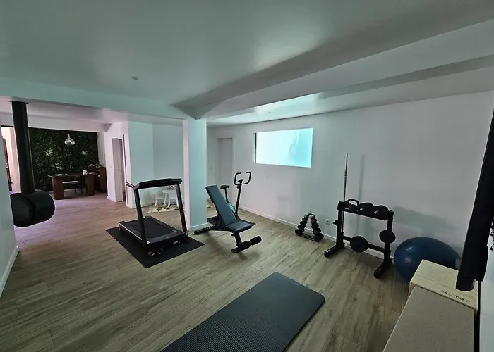 Ladeira Dos Zimbreiros - 3 Bedroom, Jacuzzi, Gym, Ac, Pool With Optional Heated Water וילה פול דו מאר