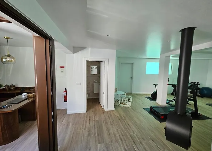 Ladeira Dos Zimbreiros - 3 Bedroom, Jacuzzi, Gym, Ac, Pool With Optional Heated Water *