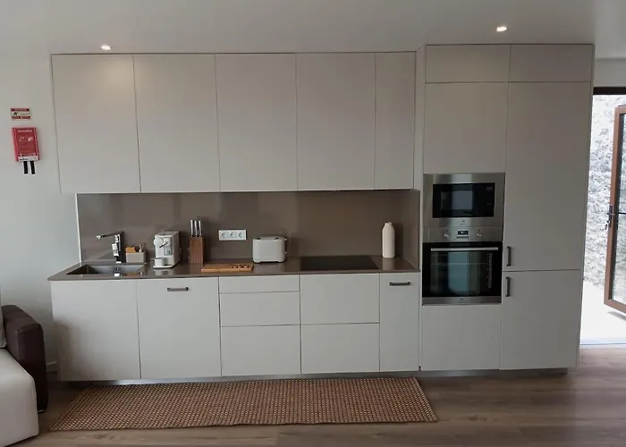 Ladeira Dos Zimbreiros - 3 Bedroom, Jacuzzi, Gym, Ac, Pool With Optional Heated Water וילה *